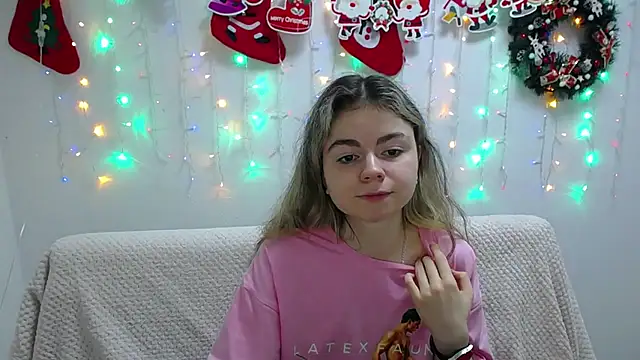 TinaRedly online show from 10, 1, 2025