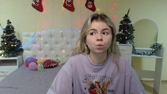 TinaRedly online show from 12, 1, 2025