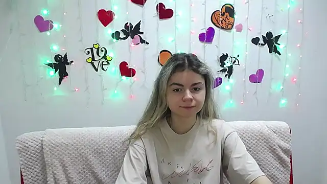 TinaRedly online show from 31, 1, 2025