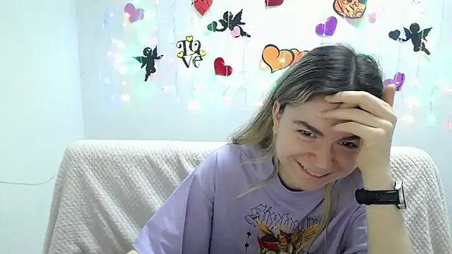 TinaRedly online show from 23, 2, 2025