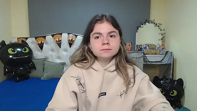 TinaRedly online show from 2, 11, 2025