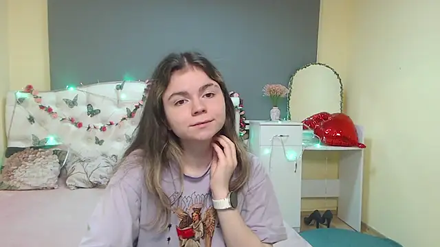 TinaRedly online show from 19, 4, 2026