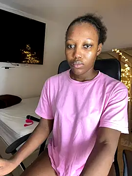 Snapshot of kellya_ chatting on 5, 11, 2025 kellya online show from 5, 11, 2025