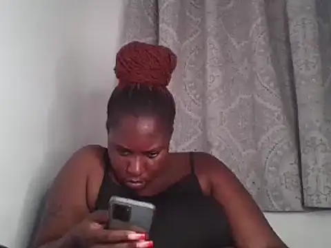 Whimsicalwillow online show from 28, 2, 2025