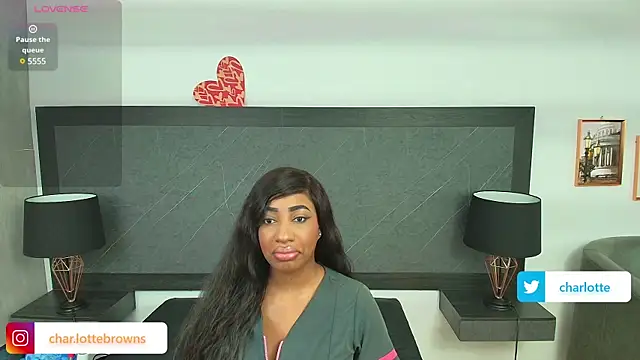 charlottebrowns  online show from 18, 1, 2025