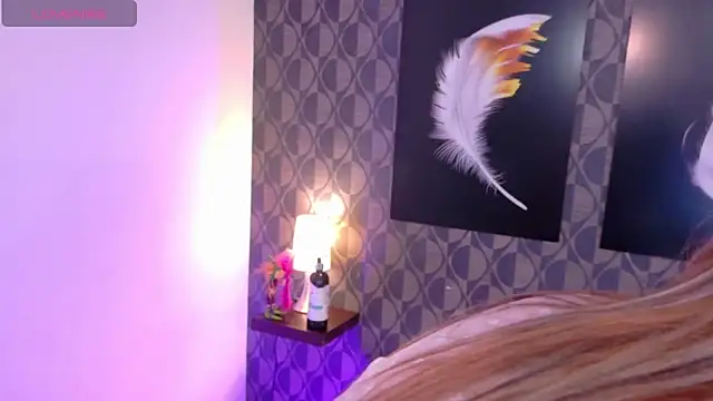 SharomRoss online show from 3, 2, 2025