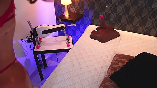 SharomRoss online show from 14, 2, 2026