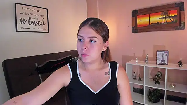 Snapshot of ArianaBaker chatting on 18, 2, 2025 ArianaBaker online show from 18, 2, 2025