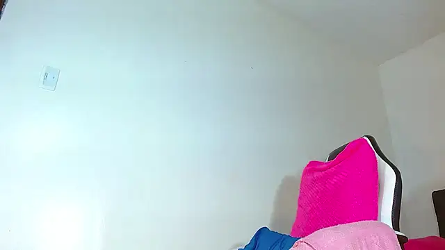 Snapshot of bellatrixx_69 chatting on 4, 1, 2025 bellatrixx 69 online show from 4, 1, 2025