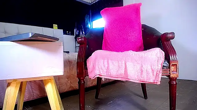 Snapshot of bellatrixx_69 chatting on 9, 9, 2025 bellatrixx 69 online show from 9, 9, 2025