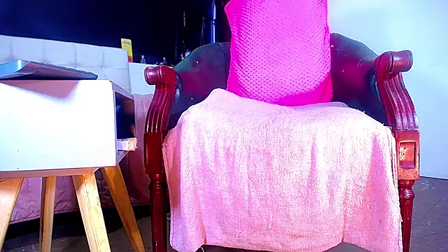 Snapshot of bellatrixx_69 chatting on 23, 9, 2025 bellatrixx 69 online show from 23, 9, 2025