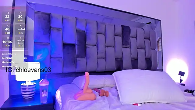 Chloe evans   online show from 2, 3, 2025