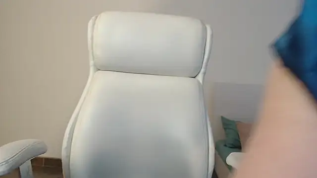 missdaniels online show from 11, 3, 2025