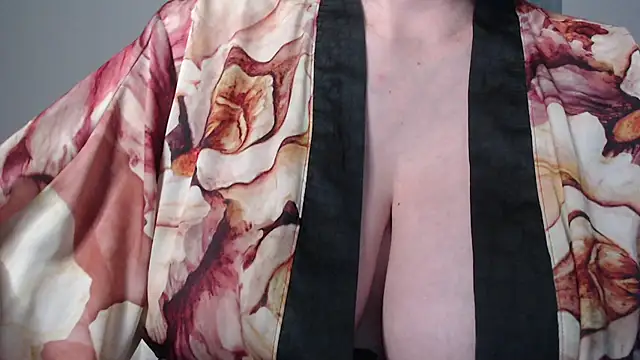 missdaniels online show from 7, 10, 2025