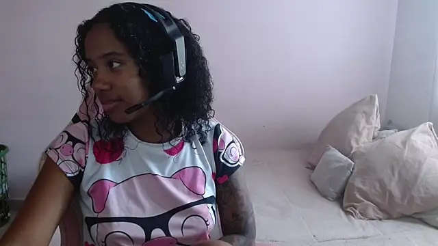 Snapshot of TiffanyRoouse chatting on 15, 12, 2024 TiffanyRoouse online show from 15, 12, 2024
