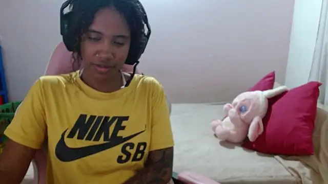 Snapshot of TiffanyRoouse chatting on 18, 3, 2025 TiffanyRoouse online show from 18, 3, 2025
