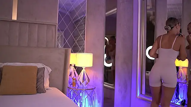 BlairSanders online show from 19, 9, 2025