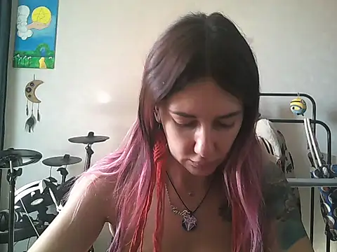 Snapshot of BlueXOwl chatting on 22, 9, 2025 BlueXOwl online show from 22, 9, 2025