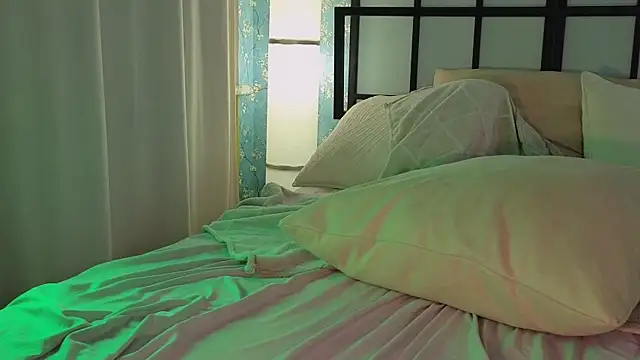 ELLIEJAY online show from 13, 9, 2025