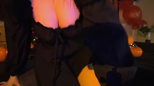 ELLIEJAY online show from 31, 10, 2025