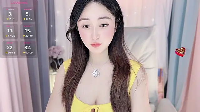 Liiniie-Lovers online show from 15, 2, 2025