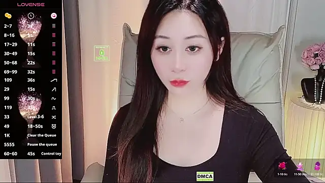 Liiniie-Lovers online show from 12, 11, 2025