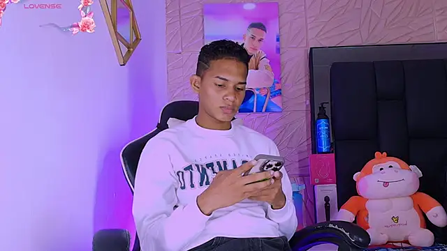 Snapshot of dilan_alfonzo chatting on 16, 5, 2026 dilan alfonzo online show from 16, 5, 2026