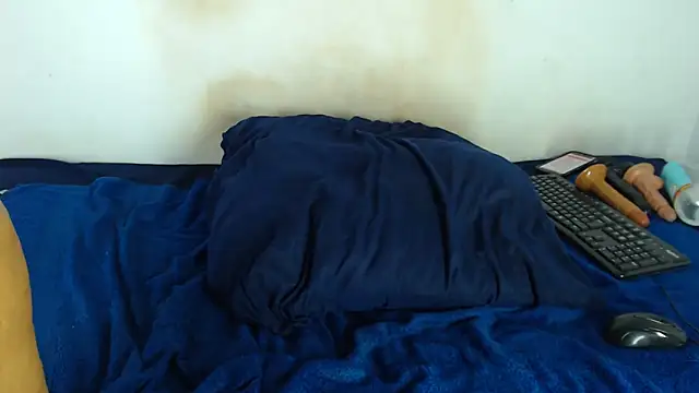 FAT ASS27 online show from 22, 12, 2025