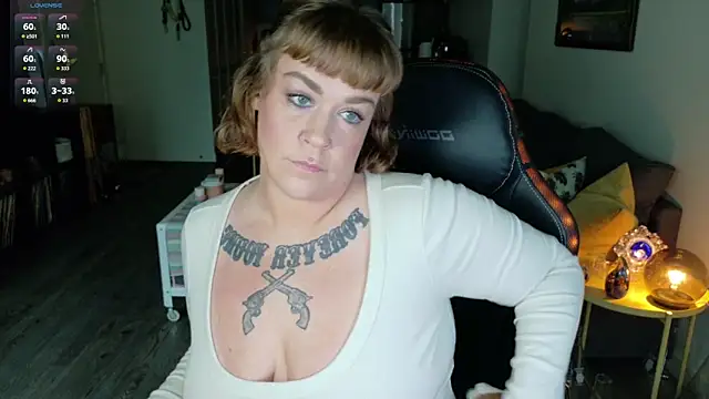 Snapshot of WendyDarling chatting on 1, 10, 2025 WendyDarling online show from 1, 10, 2025