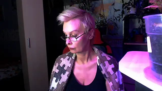 HelgaHimmell online show from 5, 4, 2026