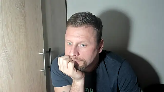 Snapshot of ANGELALEXYNO2024 chatting on 1, 3, 2025 ANGELALEXYNO2024 online show from 1, 3, 2025