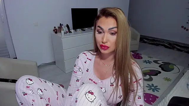 GlossyDiamondX online show from 3, 2, 2025