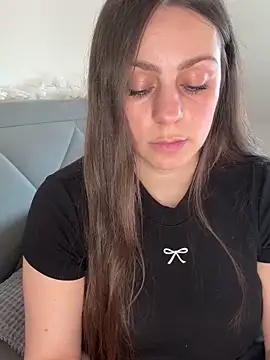 Loella-Rose online show from 21, 12, 2025