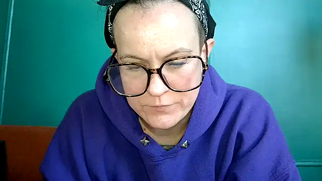 quinnmariexo online show from 21, 10, 2025