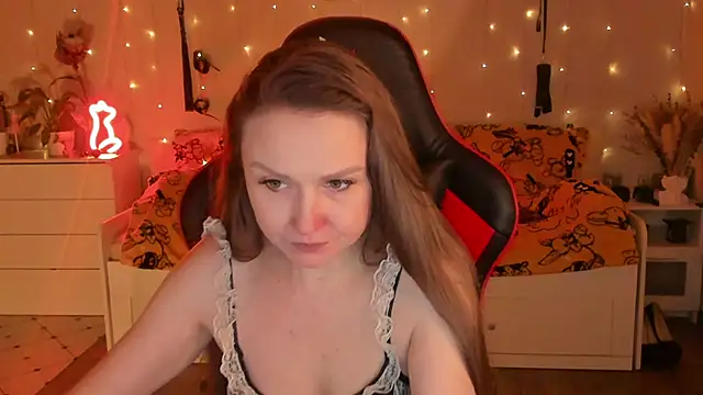 Snapshot of desperatehousewife__ chatting on 22, 11, 2025 desperatehousewife online show from 22, 11, 2025