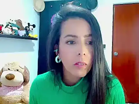 ella peck online show from 22, 12, 2024