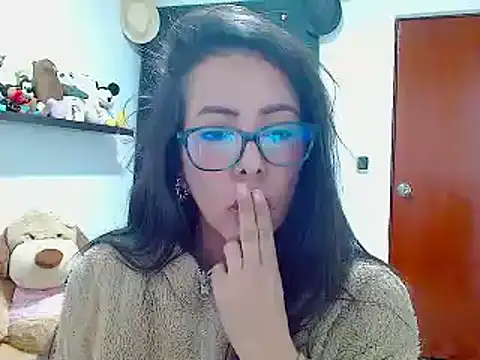 ella peck online show from 31, 12, 2024