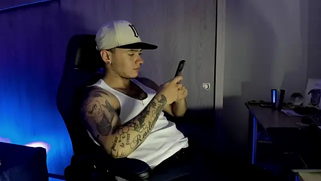 male pussy online show from 11, 1, 2026