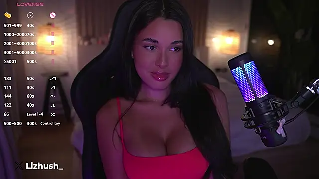 Snapshot of Lizhush_ chatting on 17, 2, 2025 Lizhush  online show from 17, 2, 2025