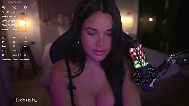 Snapshot of Lizhush_ chatting on 16, 3, 2025 Lizhush  online show from 16, 3, 2025