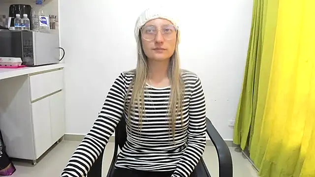 Snapshot of Adele_johnsonn1 chatting on 23, 1, 2025 Adele johnsonn1 online show from 23, 1, 2025