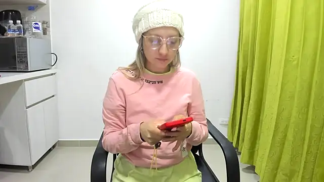 Snapshot of Adele_johnsonn1 chatting on 29, 1, 2025 Adele johnsonn1 online show from 29, 1, 2025