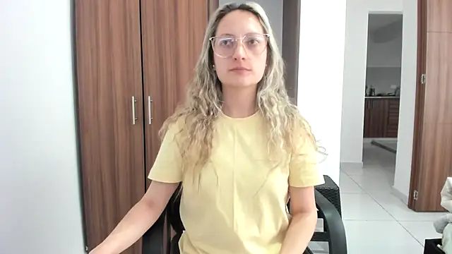 Snapshot of Adele_johnsonn1 chatting on 15, 9, 2025 Adele johnsonn1 online show from 15, 9, 2025