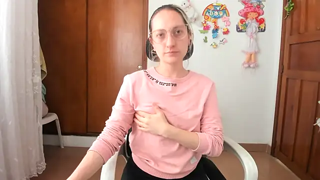 Snapshot of Adele_johnsonn1 chatting on 1, 10, 2025 Adele johnsonn1 online show from 1, 10, 2025