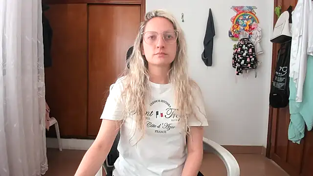 Snapshot of Adele_johnsonn1 chatting on 20, 11, 2025 Adele johnsonn1 online show from 20, 11, 2025