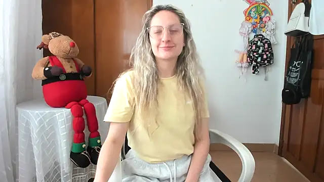 Snapshot of Adele_johnsonn1 chatting on 13, 1, 2026 Adele johnsonn1 online show from 13, 1, 2026