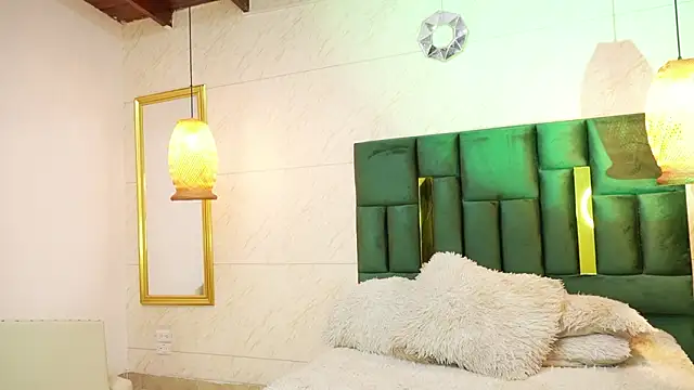 Snapshot of SaraWilliamss_ chatting on 29, 3, 2026 SaraWilliamss online show from 29, 3, 2026