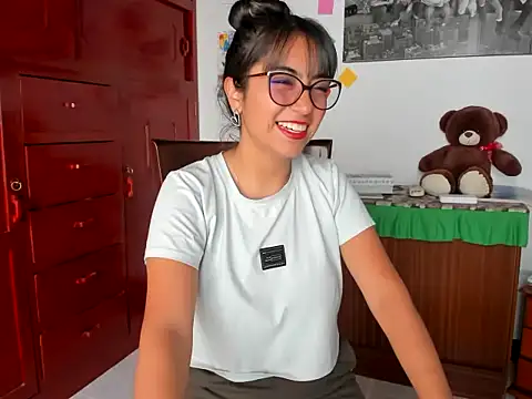 Snapshot of Isabellaa22_1 chatting on 4, 12, 2024 Isabellaa22 1 online show from 4, 12, 2024