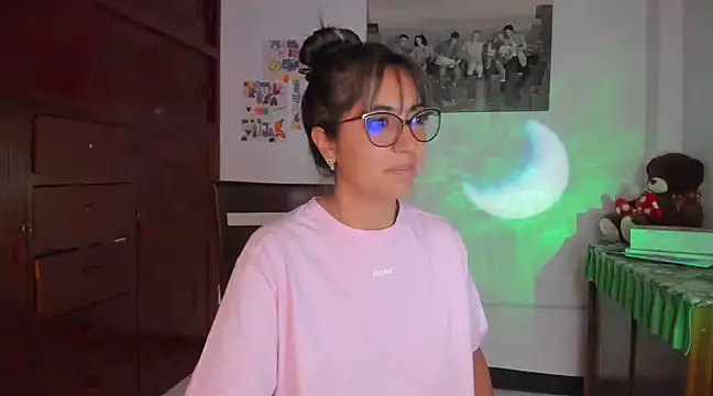 Snapshot of Isabellaa22_1 chatting on 6, 2, 2025 Isabellaa22 1 online show from 6, 2, 2025