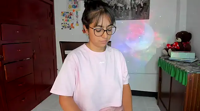 Snapshot of Isabellaa22_1 chatting on 6, 2, 2025 Isabellaa22 1 online show from 6, 2, 2025